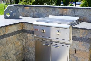 Outdoor kitchen space and appliances